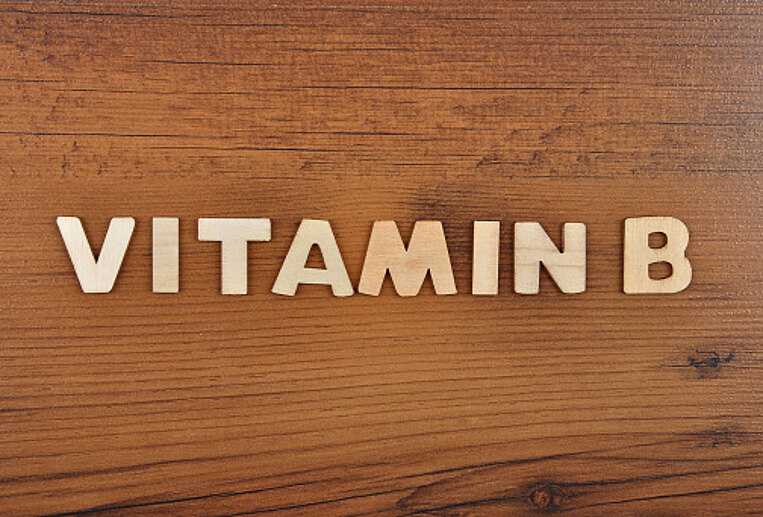 Schriftzug Vitamin B Schriftzug Vitamin B